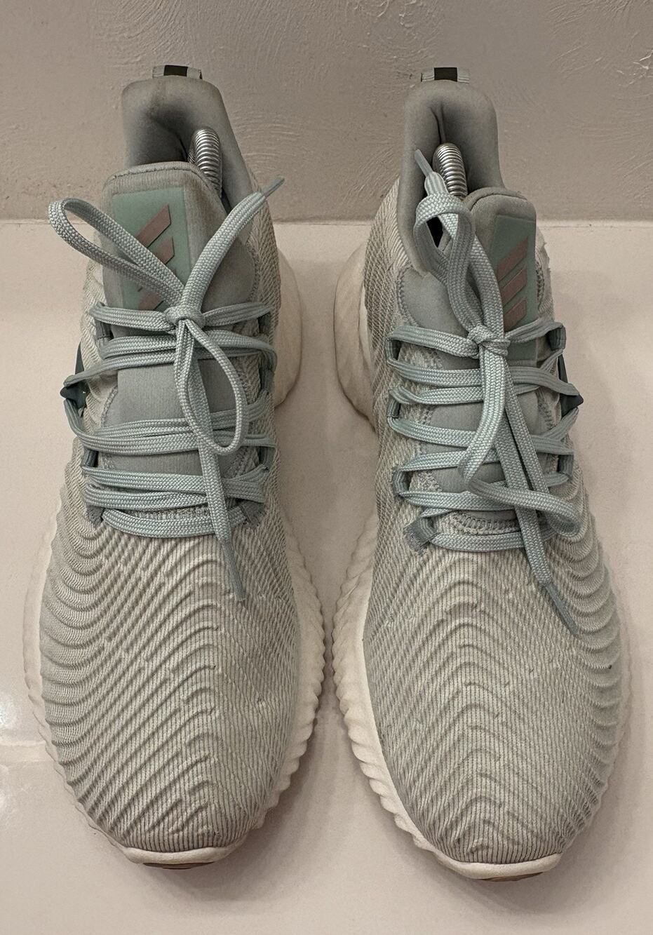 Adidas Womens Alphabounce Instinct D96678 Green Running Shoes Sneakers Size 8.5